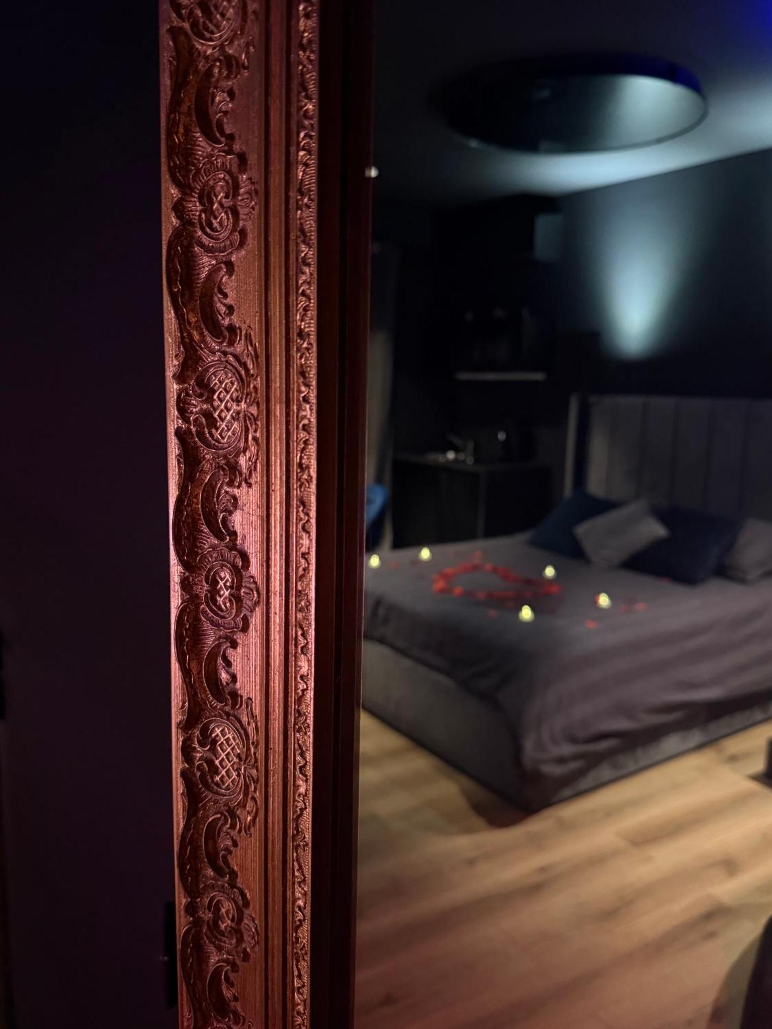 Loveroomxspa Bourg-Saint-Christophe Eksteriør billede